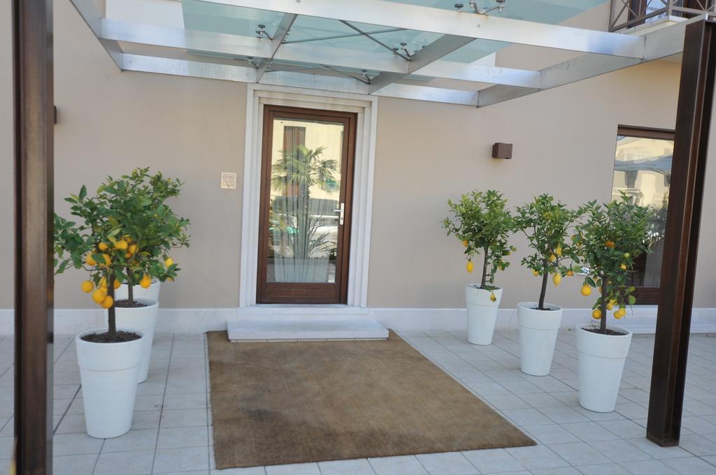 Hotel Dori Peschiera del Garda Luaran gambar